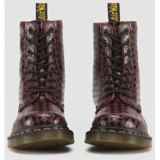 Pina Black + Cherry Hi Shine Houndstooth Printed Softy T Boot - Image 7